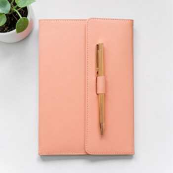 Lizy Kapaklı & Kalemli Not Defteri Soft Pembe