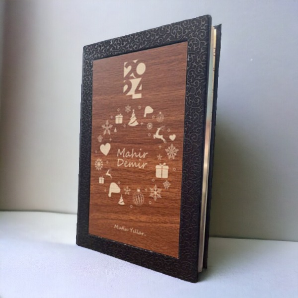 İsim Ve Logo Baskılı Lazer Kazıma 2024 Ajanda