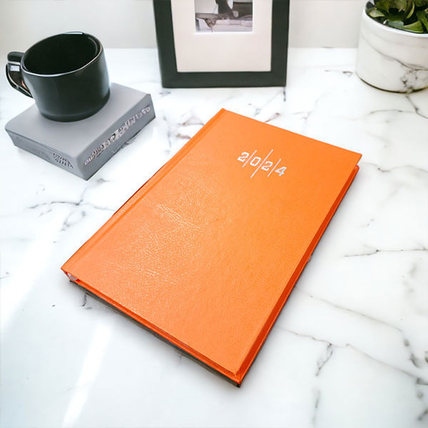 Kendin Tasarla Lizy 2024 Ajanda 14X20 Cm