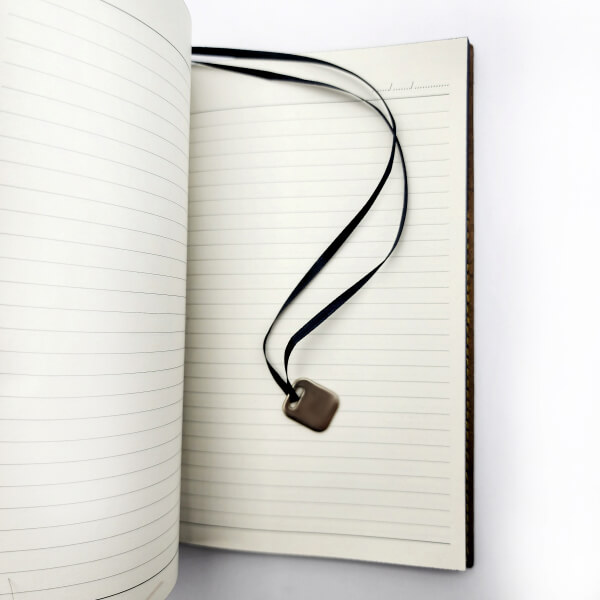 Kişiye Özel Siyah Suni Deri Not Defteri | 9*17 Cm