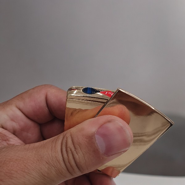 Kişiye Özel Gold Metal Yana Açılan Pürmüz Alevli Gazlı Çakmak görsel