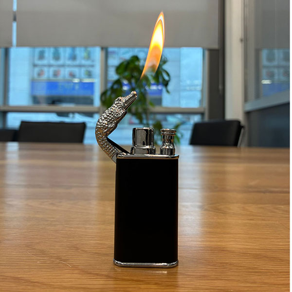 Kişiye Özel Timsah Başlı Çakmak - Gümüş görsel