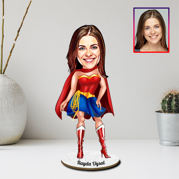 Fantastik Kadın Kahraman Karikatürlü Biblo - Görsel 2