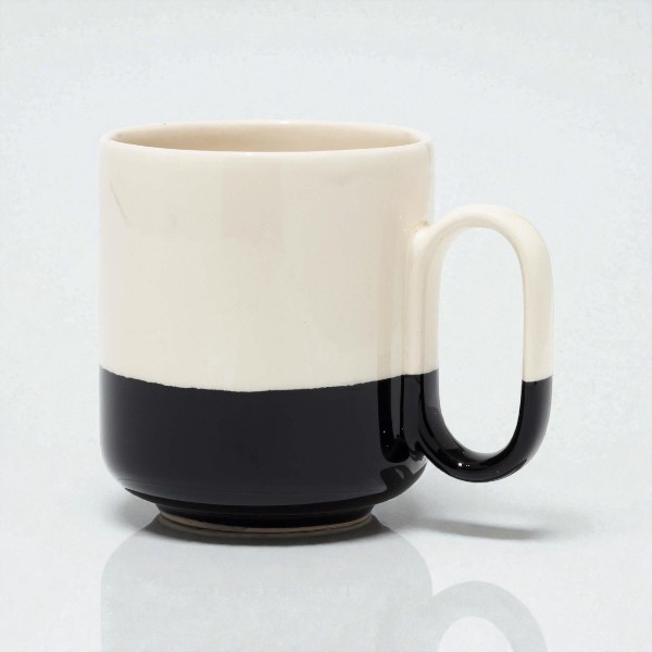 Modern Dip Siyah Kupa