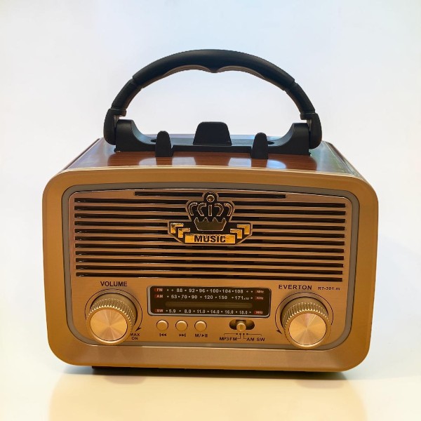 Everton Rt-301 El Fenerli Nostaljik Radyo, Bluetooth  Usb Sd Fm Şarjlı,Solarlı,Ledli görsel