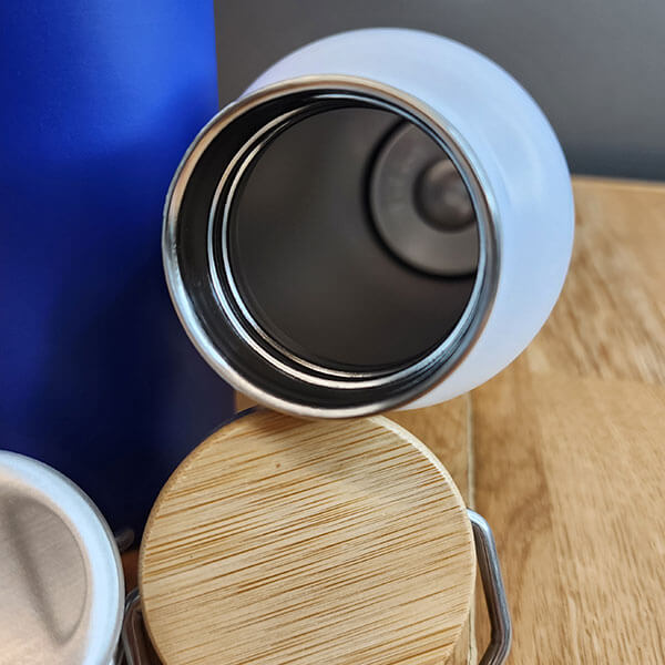 Kişiye Özel Bambu Kapak Beyaz Matara Termos görsel