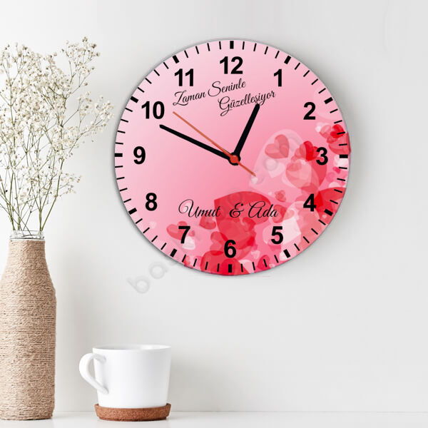 Sevgililer Gününe Özel Ahşap Daire Duvar Saati online tasarla