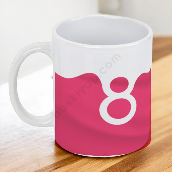 8 Mart Kadınlar Gününe Özel Pembe Tasarım Kupa Bardak online tasarla