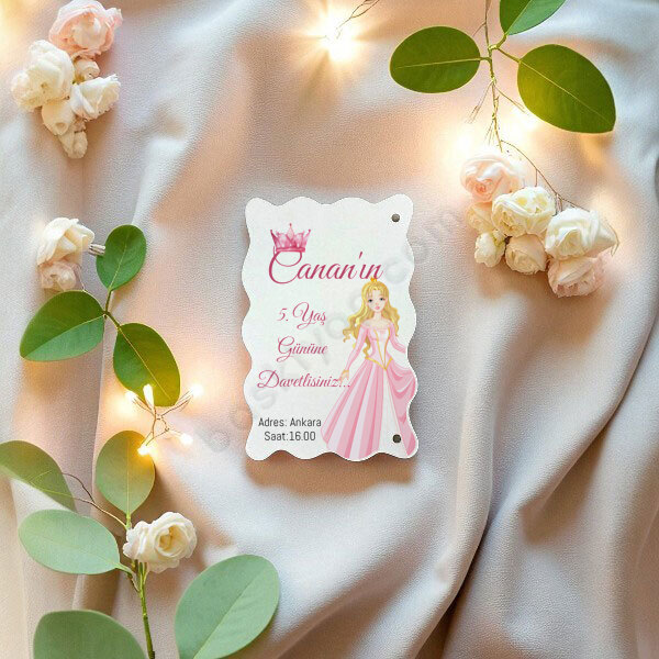 Doğum Günü Tasarımlı İpli Özel Kesim Bulut Davetiye online tasarla