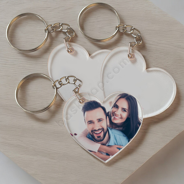 Kalp Şekilli Pleksi Anahtarlık online tasarla