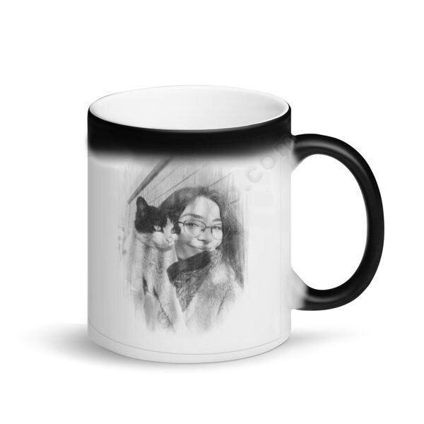 Karakalem Tasarımlı Sihirli Kupa online tasarla