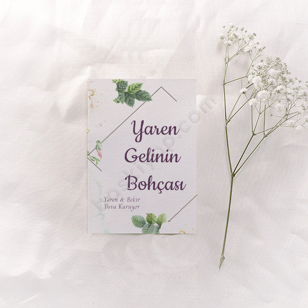 Kişiye Özel Beyaz Çiçekli Bohça Kartı online tasarla