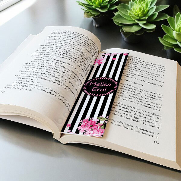 Kişiye Özel Çiçek Tasarımlı Kitap Ayracı Baskısı online tasarla