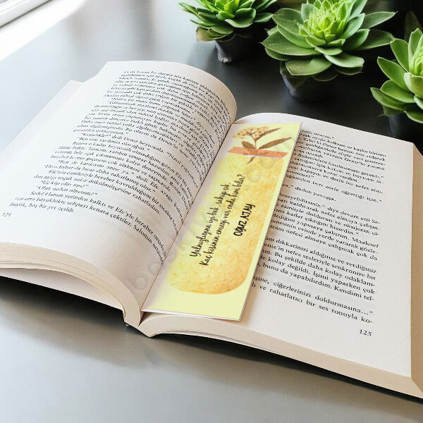 Kişiye Özel Çiçekli Kitap Ayracı online tasarla