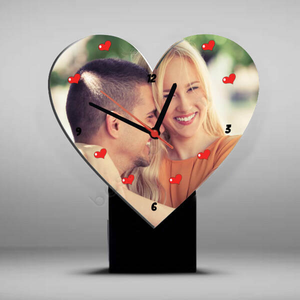 Kişiye Özel Kalp Şeklinde Masa Saati online tasarla