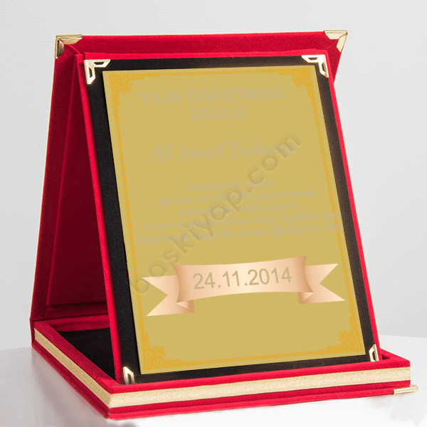 Kişiye Özel Yılın En İyi Öğretmeni Ödülü Baskılı Plaket online tasarla