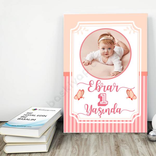 Kız Bebek Fotoğraflı Afiş online tasarla