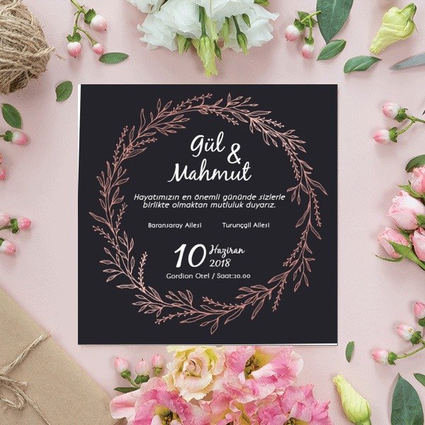 Koyu Zeminli Pembe Çiçekli online tasarla