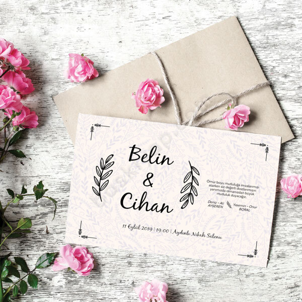 Krem Üzeri Minik Çiçekler online tasarla