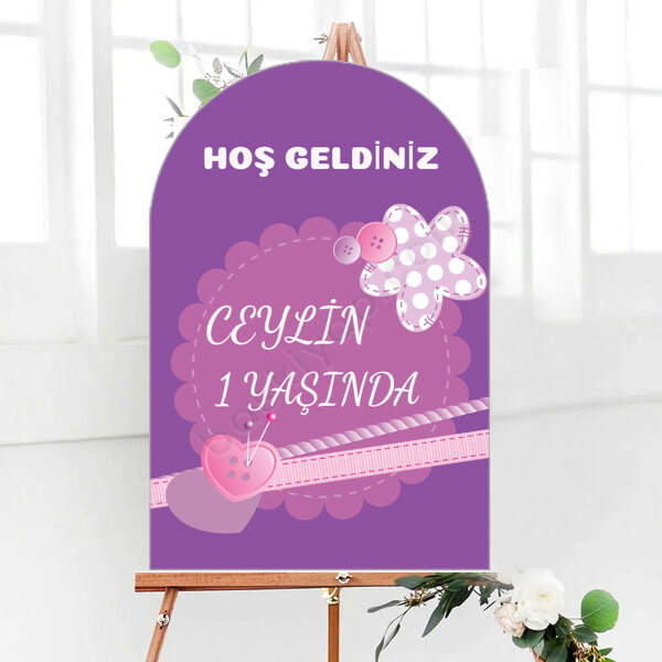 Oval Kesim Doğum Günü Karşılama Panosu online tasarla