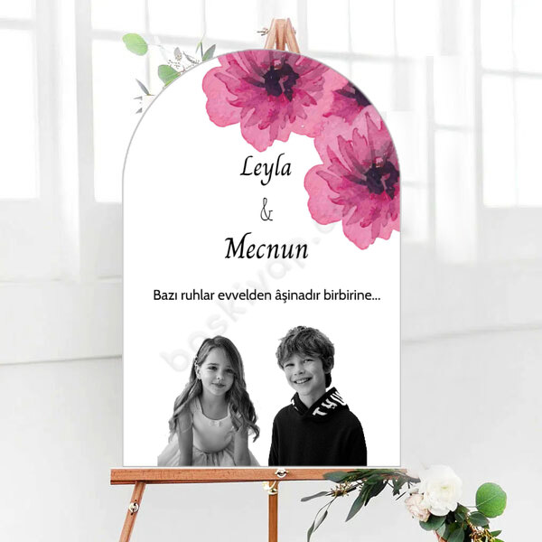 Oval Kesim Düğün Karşılama Panosu online tasarla