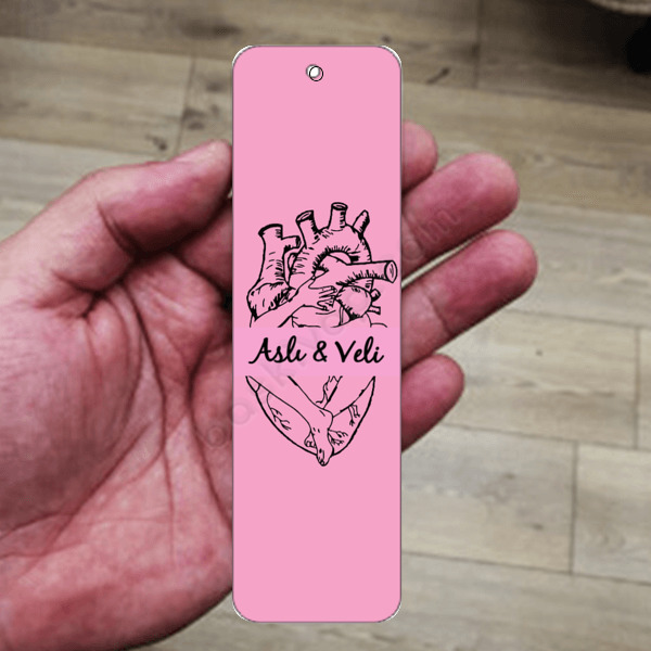 Sevgililer Gününe Özel Metal Kitap Ayracı online tasarla