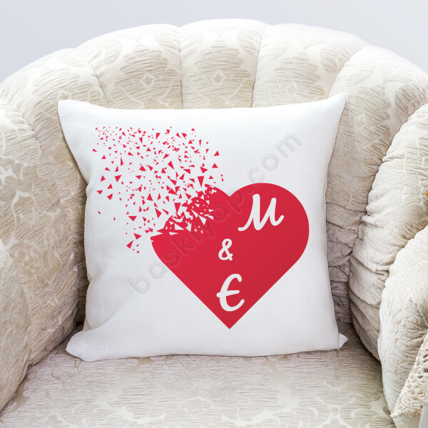 Sevgiliye Harfli Yastık online tasarla