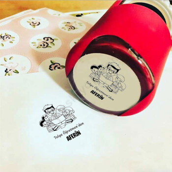 Erkek Öğretmen İçin Öğretmen Kaşesi online tasarla