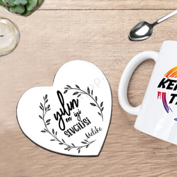 Kalpli Yılın Sevgilisi Tasarımlı Bardak Altlığı online tasarla