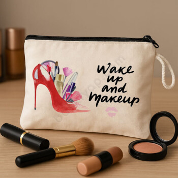 Kişiye Özel Baskılı Makyaj Çantası-1 online tasarla