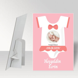 Pembe Tişört Bakılı Baby Shower Ayaklı Pano online tasarla