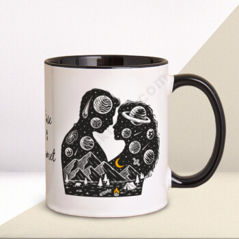 Sevgiliye Özel Uzay Tasarımlı Siyah Kulplu Kupa online tasarla