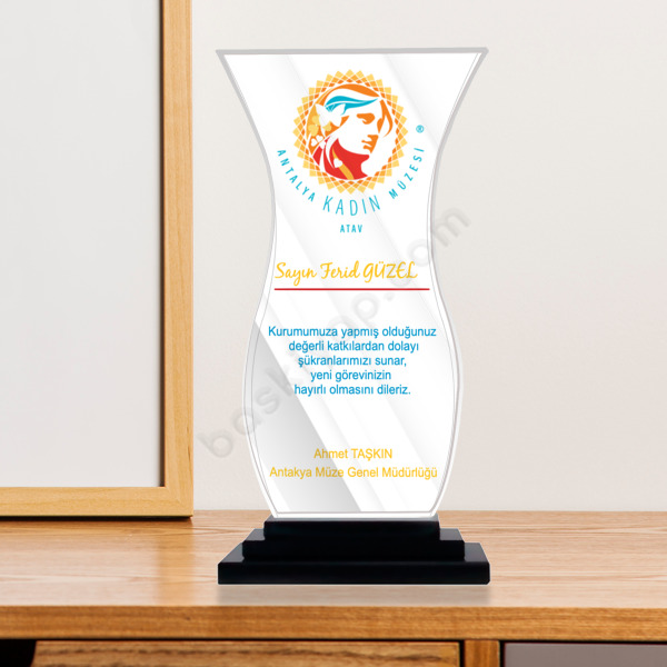 Tayin Ekonomik Kristal Plaket online tasarla