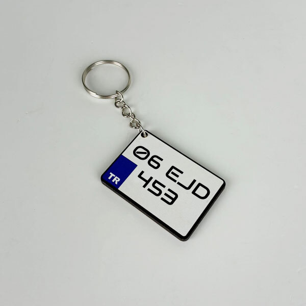 Yeni Araba Hediyesi Kareplaka Anahtarlık Kendin Tasarla | 15472 online tasarla