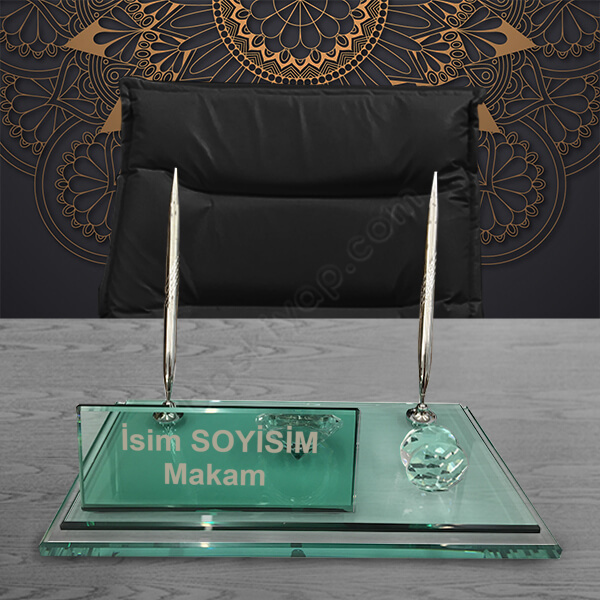 Yeşil Kristal Masa İsimliği online tasarla